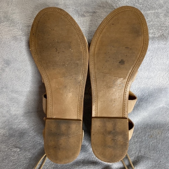 Steve Madden Gabriela Lace Up Gladiator Suede Sandal Taupe Size 7.5 - Picture 9 of 9